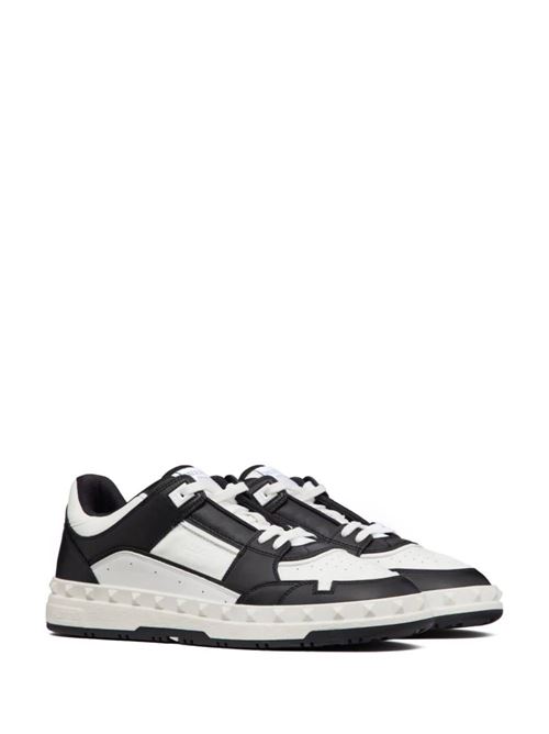 White/black calf leather sneaker Valentino Garavani | 4Y2S0H43RDG0NI